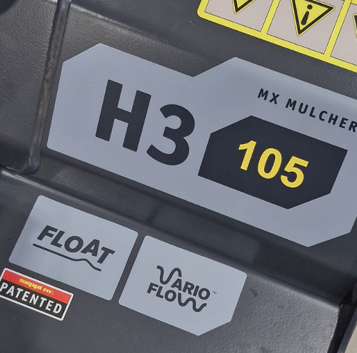 Der H3 Schlegelmulcher ist das kleinste Modell in der Baureihe der SEPPI Baggermulcher und bietet eine vielseitige Lösung für die professionelle Pflege von unbewirtetem oder schwer zugänglichem Gelände. Entwickelt für kleine bis mittelgroße Bagger von 2 bis 5 t, eignet sich dieses Baggermulchgerät für eine breite Palette an Einsatzmöglichkeiten - vom Grünpflegeprojekt bis hin zur Landschaftspflege.