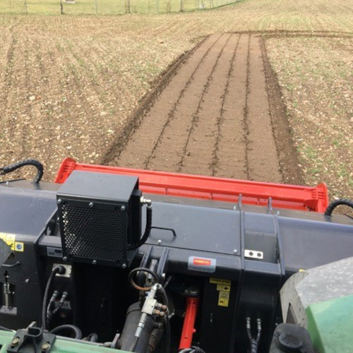MAXISOIL - Mit ihrer robusten Konstruktion, modernster Technologie und beeindruckender Leistung bietet sie eine außergewöhnliche Effizienz und maximale Produktivität.