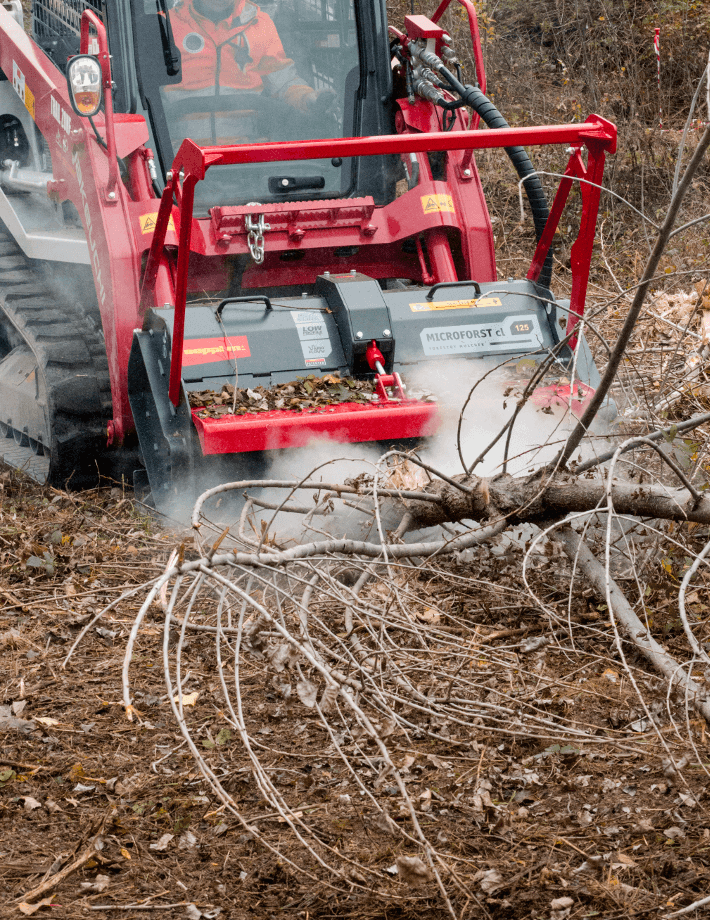 MICROFORST cl - Forstmulcher für Holz, Gestrüpp und Baumschnitt mit einem Durchmesser von bis zu 13 cm.