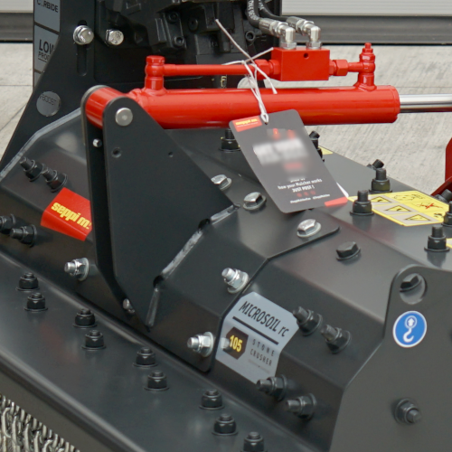 MICROSOIL rc - Das Gehäuse besteht aus hochfestem, verschleißarmem AR400-Stahl und ist mit austauschbaren Verschleißplatten versehen, was eine lange Lebensdauer garantiert.