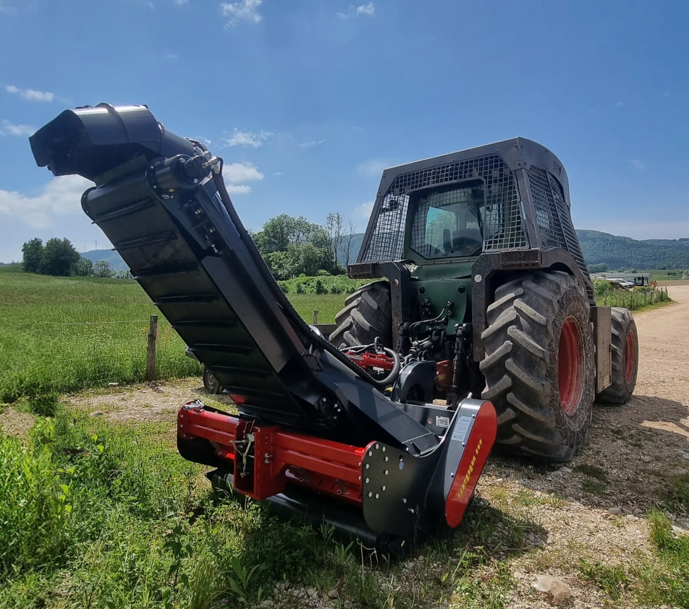 MIDIFORST drago - Mulchgerät mit Auswurf für die Landwirtschaft