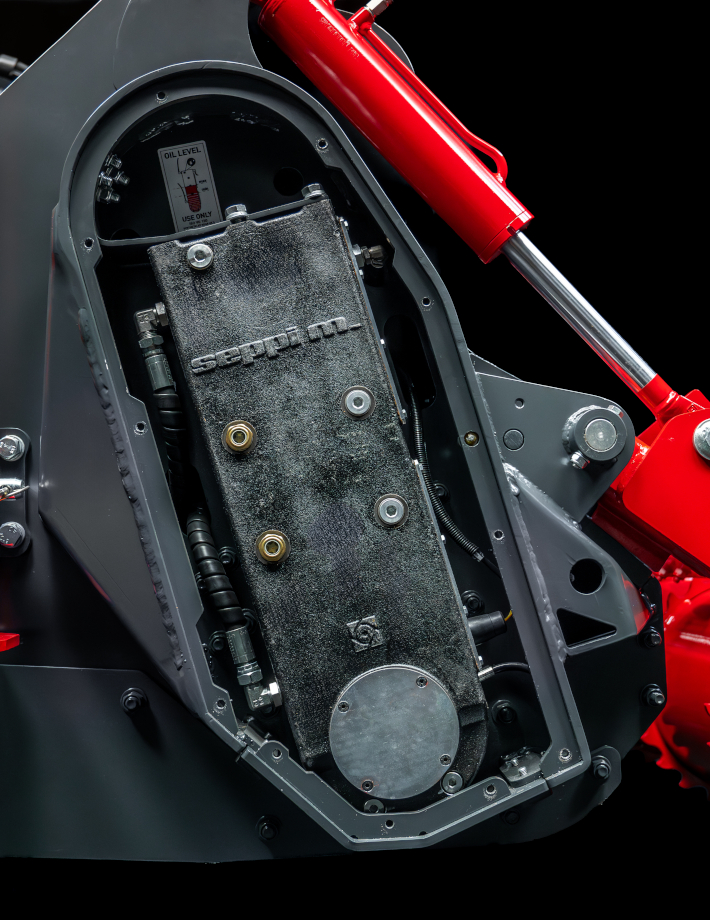 SEPPI MIDISOIL dt stone crusher and forestry tiller – crushes stones and wood up to 25 cm Ø, tills up to 25 cm deep into the soil