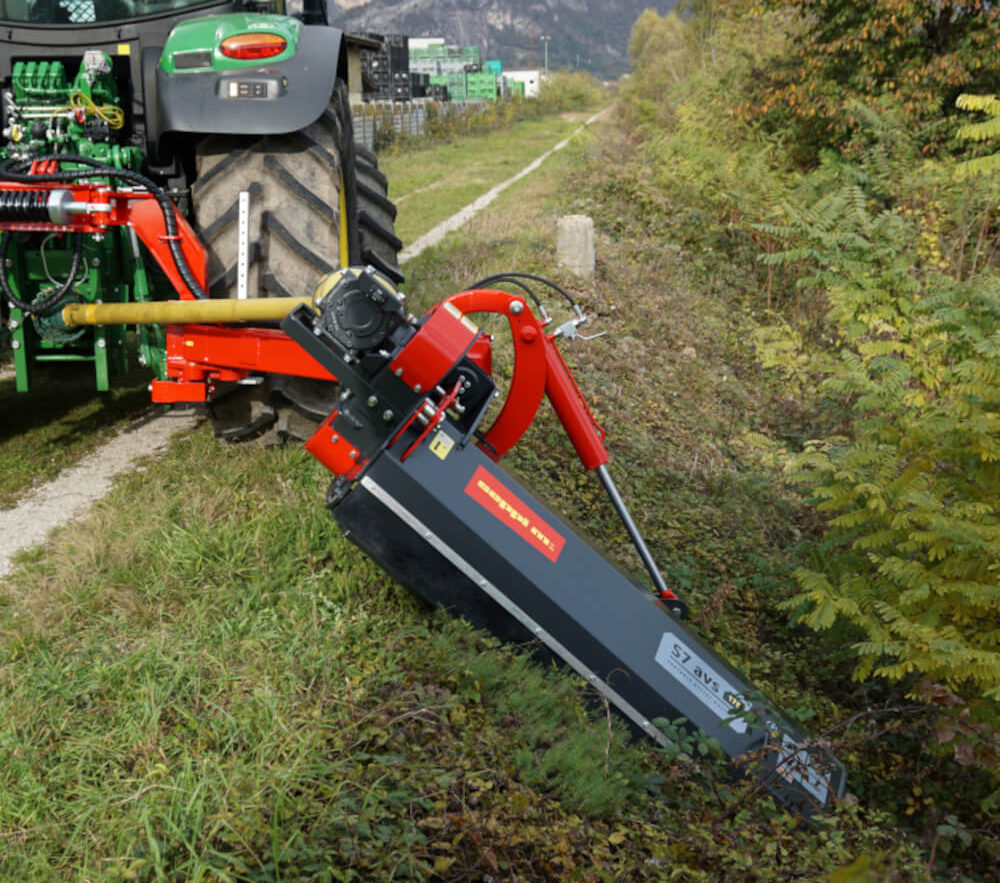 S7 avs - Entwickelt für professionelle Anwender in der Landschaftspflege und Landwirtschaft, überzeugt mit beeindruckender Vielseitigkeit, durchdachter Technik und robuster Bauweise