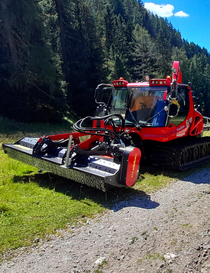 Der S9 base Schlägelmulcher ist auch mit einem hydraulischen Antrieb für hydrauliosche Schlepper erhältlich