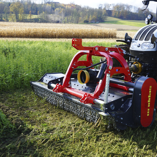 S9 dyna - mulcht Gras, Reisig, Schnittholz und Maisstoppeln bis 9 cm Durchmesser