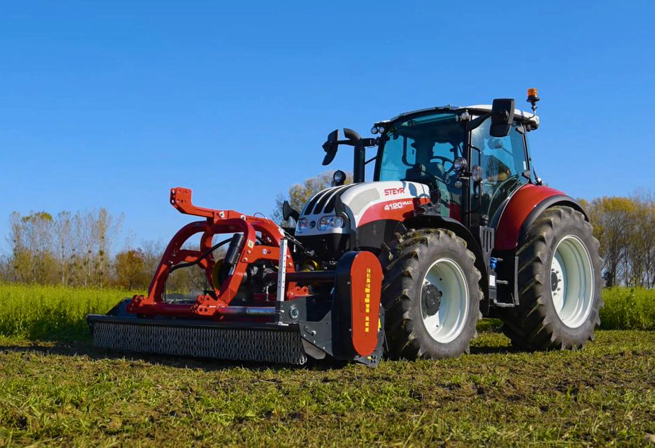 S9 dyna - Reversibler Weidenmulcher mit Seitenverschiebung