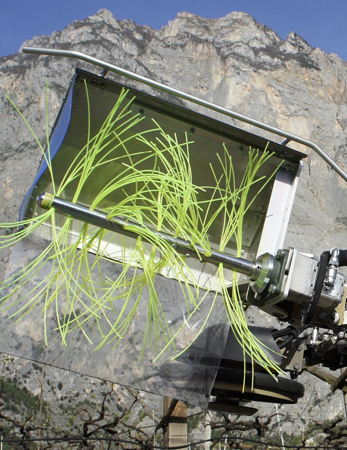 XSP - Leichtes Manövrieren und kompakter Transport dank hydraulischer Neigung